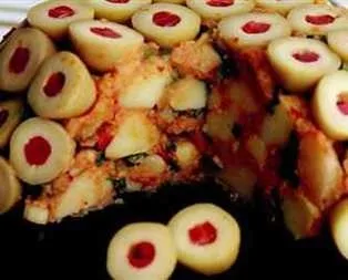 Acılı Patates Salatası Tarifi