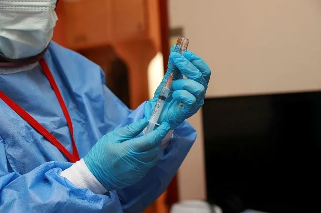 Abdurrahman Dilipak'ın "mRNA ile beyne data yollanabileceği" iddiasına Bilim Kurulu üyelerinden yanıt: Komplo teorisi