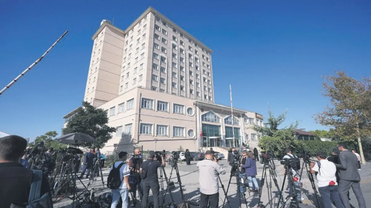 Kurultay davası 24 Ekim'e ertelendi