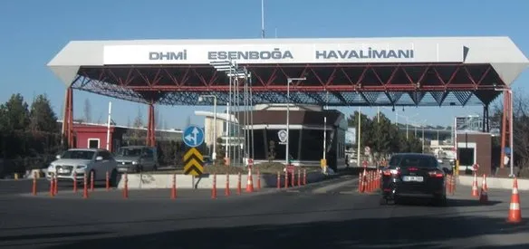 Esenboğa Havalimanı İç Hatlar Terminali yandı