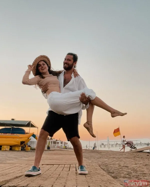 Ebru Şallı paylaştı herkes o detaya kilitlendi! Uğur Akkuş'tan boşanmaya karar veren Ebru ne kadar net olduğunu gösterdi - 22