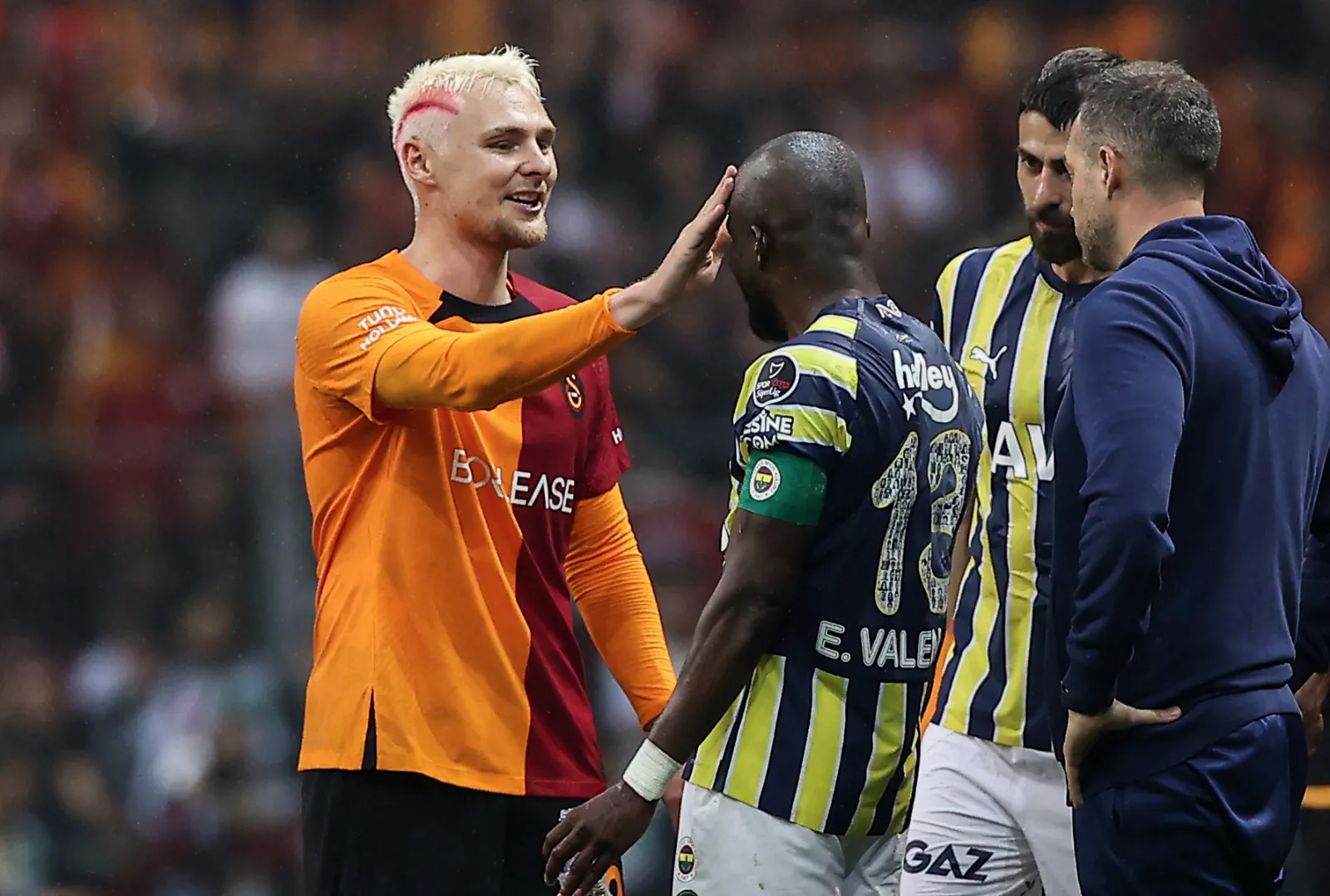 Nelsson'un yeni takımını duyurdular! Dudak uçuklatan bonservis - 6