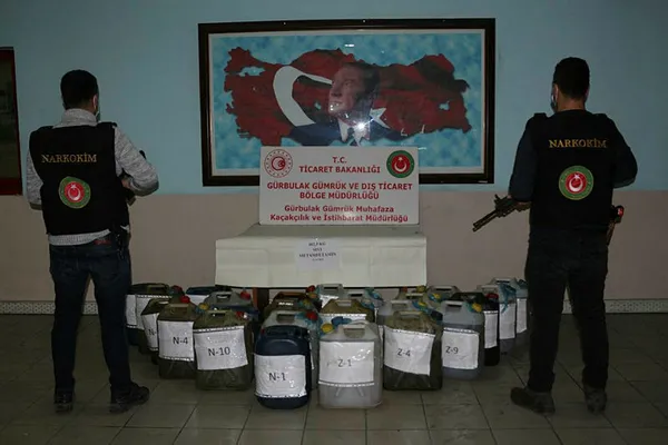 Son dakika: Ticaret Bakanı Mehmet Muş'tan flaş açıklama! Sınırdan zehir sokmaya çalışanlara darbe!-3