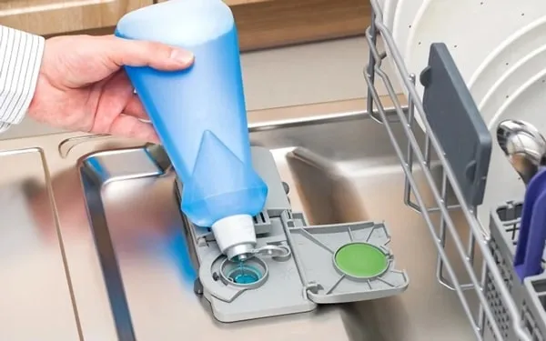 meger-makinedeki-bardaklar-bu-yuzden-ciziliyormus-bu-hatayi-sakin-yapmayin-iste-sebebi-1696958406292.jpg Meğer makinedeki bardaklar bu yüzden çiziliyormuş! Bu hatayı sakın yapmayın! İşte sebebi-4