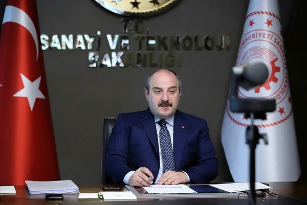 sanayi-ve-teknoloji-bakanimustafa-varank-kovid-19-tanisi-icin-turk-bilim-insanlarinin-yeni-sistem-gelistirdigini-acikladi-1596228901442.jpg
