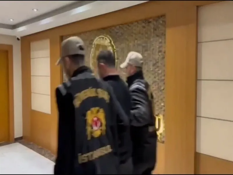 Levent'teki kalleş saldırıda polisle alay eden plaza çalışanları gözaltına alındı-4