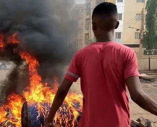 Sudanda ordu darbe karşıtı göstericilere müdahale etti: Çok sayıda ölü var