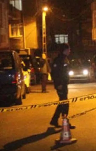 İstanbul'da hareketli dakikalar... Sokağa döküldüler