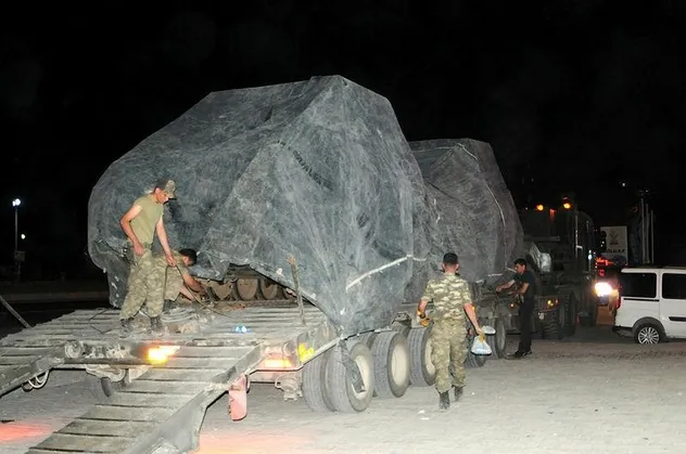 Suriye sınırına askeri sevkiyat