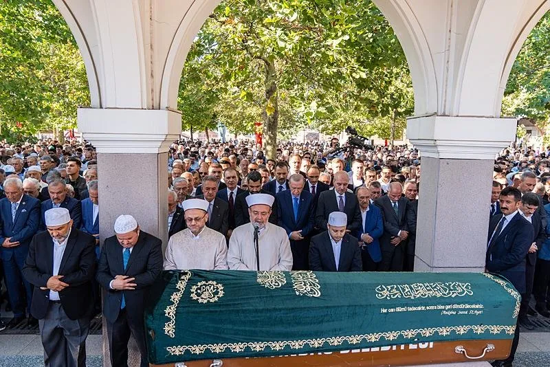 Mehmet Doğan son yolculuğuna uğurlandı! Başkan Erdoğan: Gençliğe öğreten ve miras bırakan bir kardeşimizdi-4