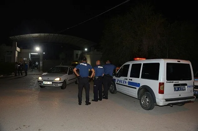 Adana'da silahlı saldırı! Eski sevgilisini genelev önünde görünce...