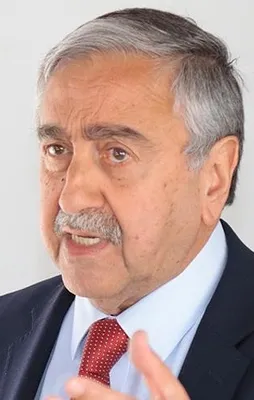 Akıncı: "Anastasiadis çözüm arzusundan uzaklaşıyor"