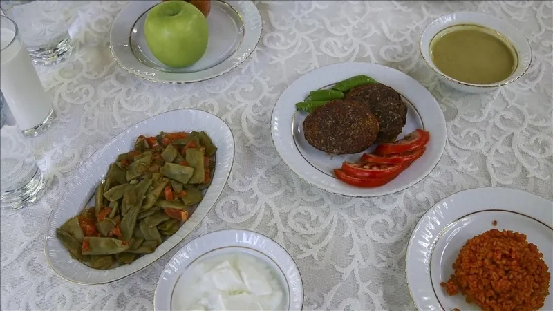 Bayramda beslenme alarmı: Uzmandan 10 kritik uyarı-5