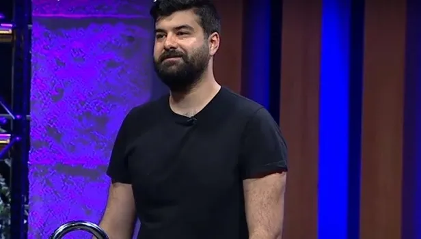 Masterchef'te el hareketi skandalı! 3 şefin ve TV 8 izleyicisinin gözü önünde çekti! Bunu da görmedik demeyiz-7