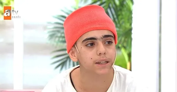 fatma-gozyaslari-icinde-esra-erolda-canli-yayinina-cikti-hamilelik-itirafi-soke-etti-yasadiklari-kan-dondurdu-bana-ilac-verip-1638550789051.jpg Fatma gözyaşları içinde Esra Erol’da canlı yayınına çıktı! Hamilelik itirafı şoke etti yaşadıkları kan dondurdu ‘Bana ilaç verip...'-4