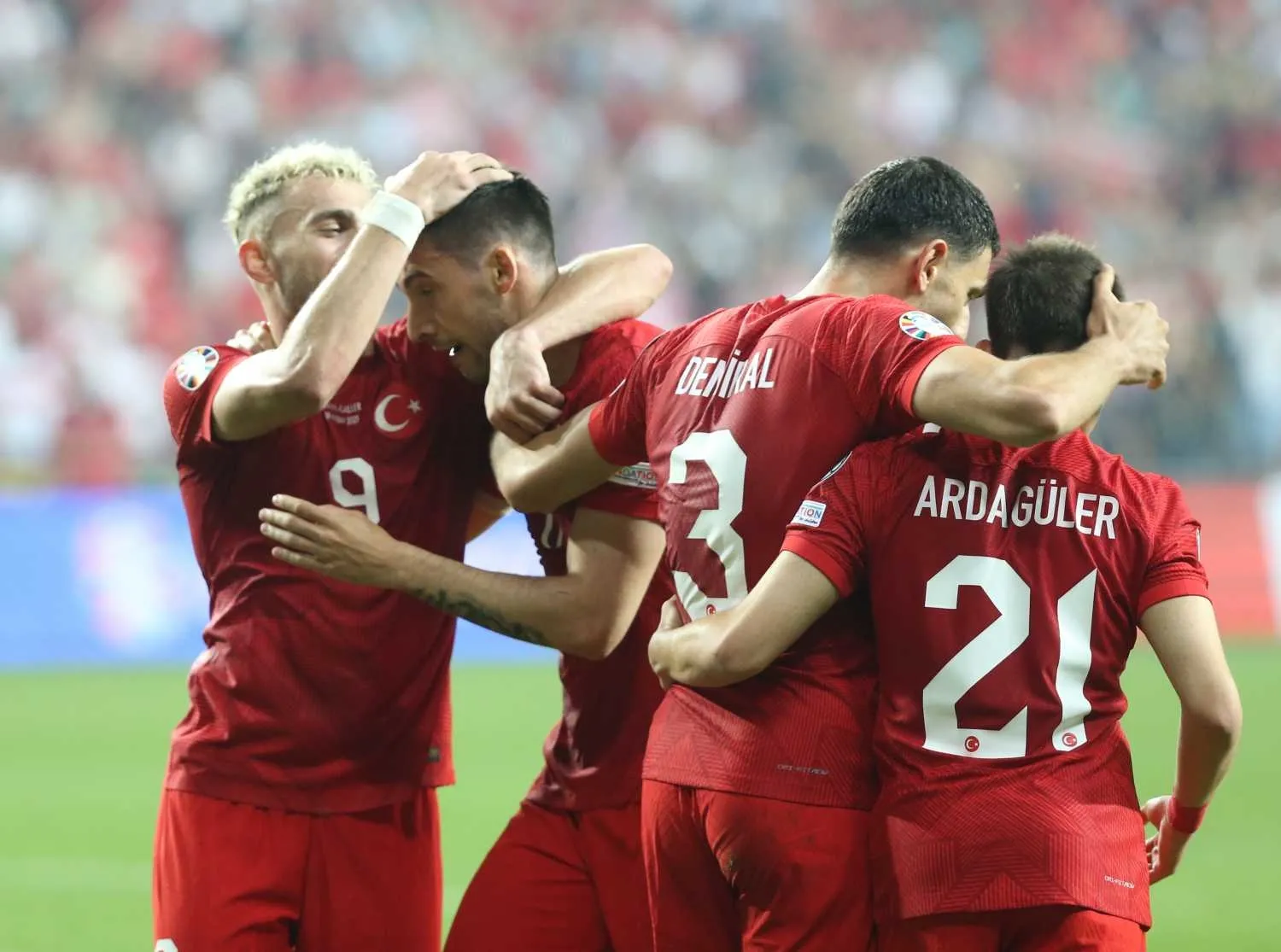 Kalede savaş! Montella Türkiye'nin Macaristan maçı 11'ini netleştirdi - 2