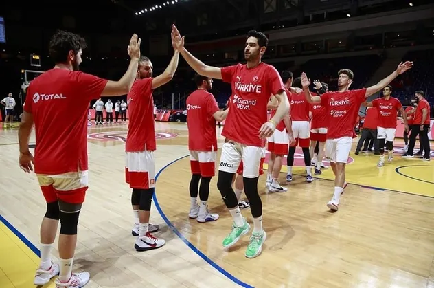 Son dakika: A Milli Erkek Basketbol Takımı'nın Belarus ve Büyük Britanya ile yapacağı maçların aday kadrosu açıklandı