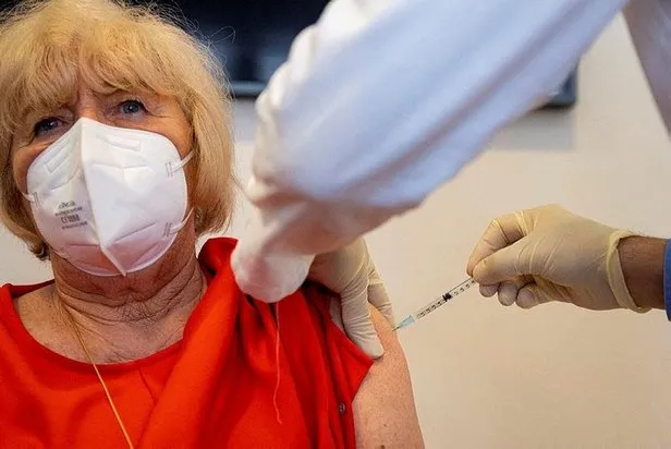 Almanya&#39;da büyük şok! Binlerce kişiye korona aşısı yerine tuzlu su enjekte  edildi - Takvim