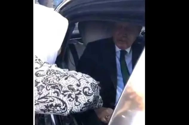 Başkan Erdoğan'ın fotoğrafçısı paylaştı! Bir vatandaş arabasını durdurdu ve...