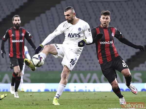 Fenerbahçe'nin Fatih Karagümrük beraberliği sonrası spor yazarlarından sert sözler: Şaka gibi bir şey! - 3