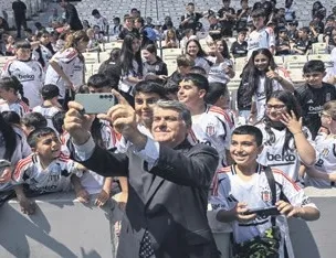 Çocuklarla buluştu