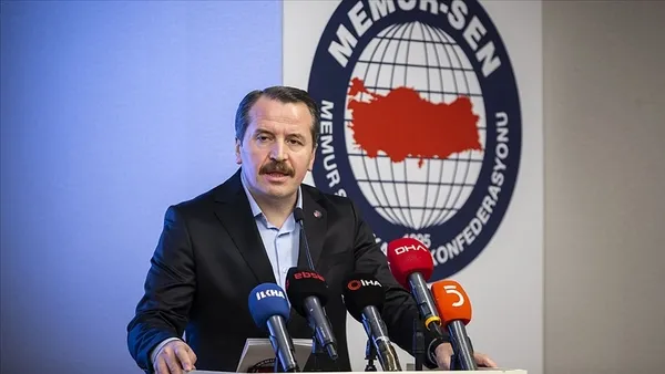 son-dakika-3600-gostergede-geri-sayim-memur-sen-genel-baskanindan-flas-aciklama-kamu-isveren-tarafi-bize-oneri-1651923028445.jpg SON DAKİKA: 3600 göstergede geri sayım! Memur-Sen Genel Başkanı'ndan flaş açıklama: Kamu işveren tarafı bize öneri getirecek-5