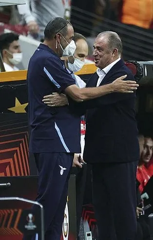 Terim Sarri’yi nakavt etti