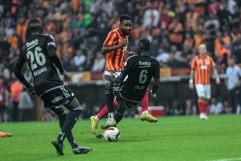 Mert Günok'un Galatasaray - Beşiktaş derbisinde gördüğü kırmızı kart doğru mu? İşte o yorum - 7