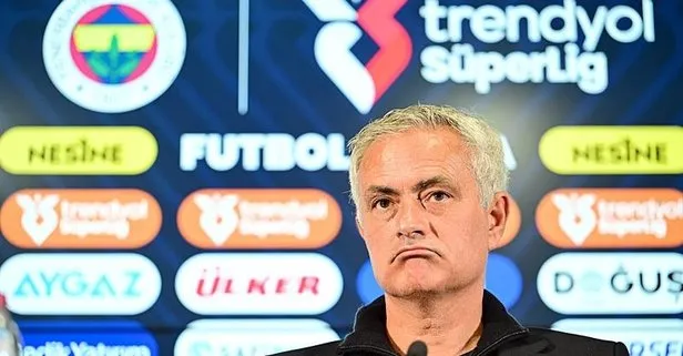 Jose Mourinho antrenmanda İsmail Yüksek’le çarpışarak sakatlık yaşadı