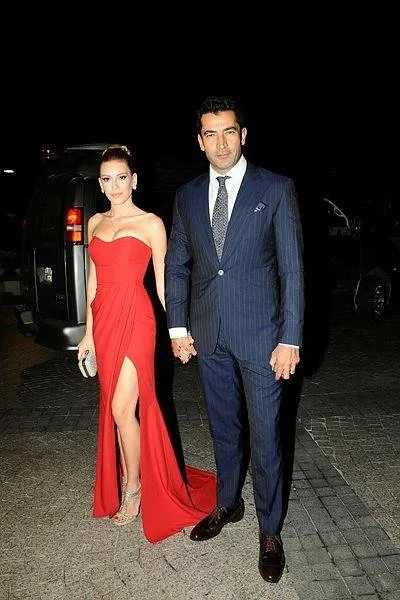 Kenan Imirzalioglu Estetik Merkezinden Cikarken Goruntulendi Kenan Imirzalioglu Estetik Mi Yaptirdi Takvim