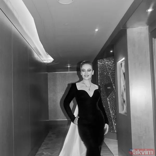 Bahar’ın yıldızı Demet Evgar’dan tören sonunda dikkat çeken Mert Yazıcıoğlu hamlesi! “İki tane bebek görüyorum” - 4