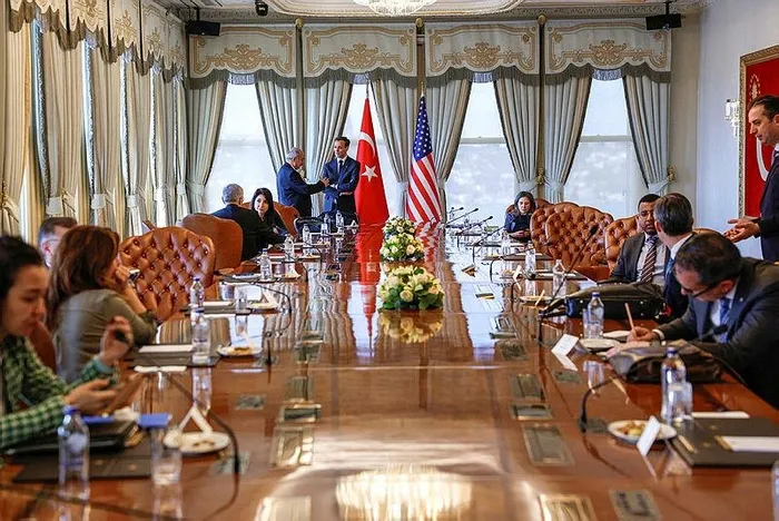 baskan-erdogan-abd-disisleri-bakani-blinkeni-kabul-etti-disisleri-bakani-fidandan-blinkena-cok-net-f-16-ve-isv-1704552714057.jpeg Başkan Erdoğan ABD Dışişleri Bakanı Blinken'ı kabul etti! Dışişleri Bakanı Fidan'dan Blınken'a çok net F-16 ve İsveç'in NATO üyeliği mesajı-7