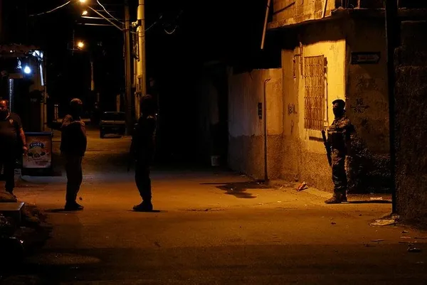 Son dakika: Adana'da gece yarısı kan aktı! 21 yaşındaki genç öldü-7