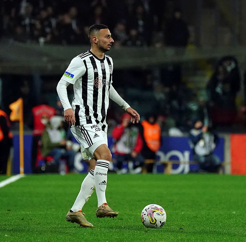 Beşiktaş - Fenerbahçe derbisinde 11'ler belirlendi! Stoperde sürpriz kararlar - 22