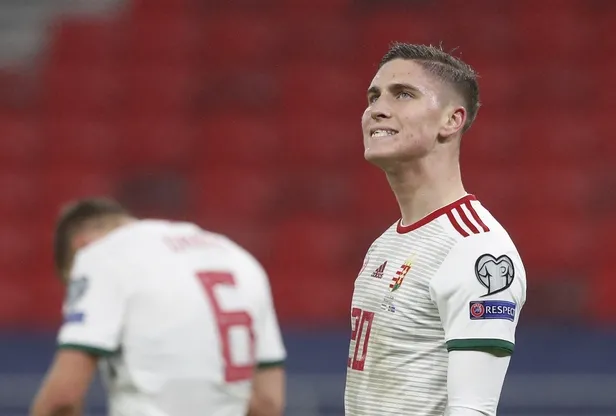 dinamo-kiev-macina-saatler-kala-fenerbahce-yok-artik-dedirtecek-transfer-sut-makinesini-kaptilar-1692708481068.jpg Dinamo Kiev maçına günler kala şut makinesini kaptılar! Fenerbahçe'den yok artık dedirtecek transfer!-7