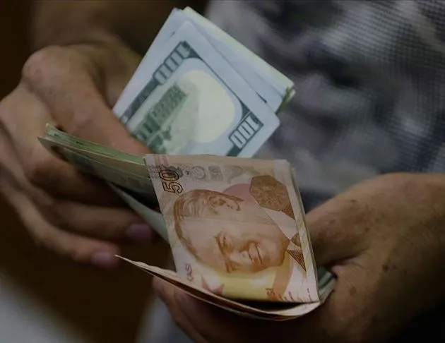 Dolardan kaçış TL’ye hücum başladı