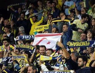 Fenerbahçe -  AEK Larnaca maçında İzmir Marşı