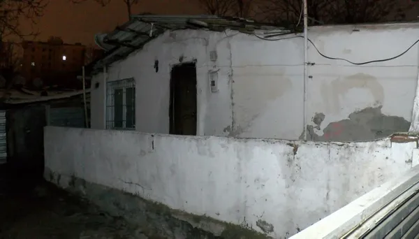 istanbulda-dehset-anlari-kiz-arkadasini-once-sokakta-darbetti-sonra-takside-bicaklayip-oldurdu-1643352298185.jpg İstanbul'da dehşet anları! Kız arkadaşını önce sokakta darbetti sonra takside bıçaklayıp öldürdü-6