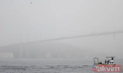 İstanbul Boğazı’nda gemi trafiğine sis engeli! Geçişler çift yönlü kapatıldı