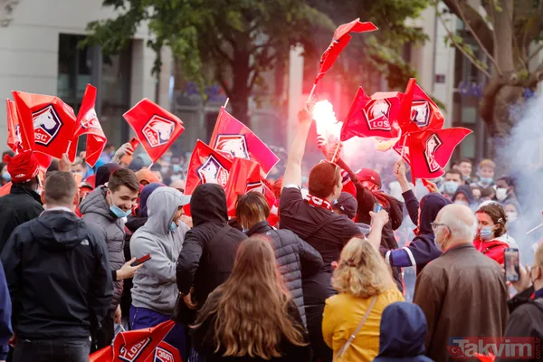Şampiyon Lille'in kupası Bizim Çocukların elinde: Törende "Kral Burak Yılmaz" tezahüratları - 14