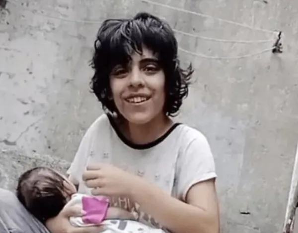 fatma-aylar-sonra-esra-erolda-ortaya-cikti-son-hali-yurek-yakti-hem-aldatildi-hem-siddet-gordu-ahmeti-evde-sev-1664301971652.jpg Fatma aylar sonra Esra Erol’da ortaya çıktı! Son hali yürek yaktı! Hem aldatıldı hem şiddet gördü! “Ahmet’i evde sevgilisiyle yakaladım”-4