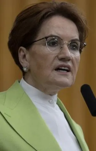 Meral Akşener'den Kılıçdaroğlu'na karşı hamle! İYİ Partililer adaylık zeminini oluşturmak için harekete geçti: Masa derin çıkmazda