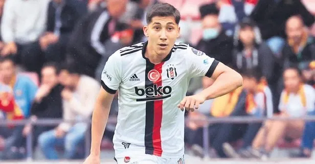 Emirhan gemileri yaktı!