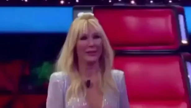 Parmak un kurabiyesi siparişi O Ses Türkiye Yılbaşı Özel bölümünde oğlu konuştu Seda Sayan ağladı