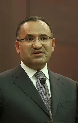 'Kılıçdaroğlu önce yürüdüğü kişilerden başlasın'