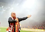 Soner Sarıkabadayı'dan Galatasaray'ın teknik direktörü Fatih Terim'e özel şarkı
