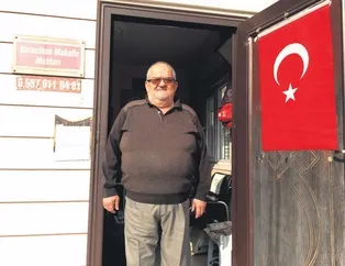 Mesleğine aşık muhtar!