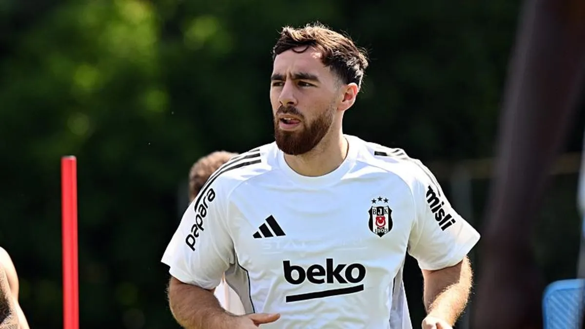 Feyenoord'dan Orkun paylaşımı