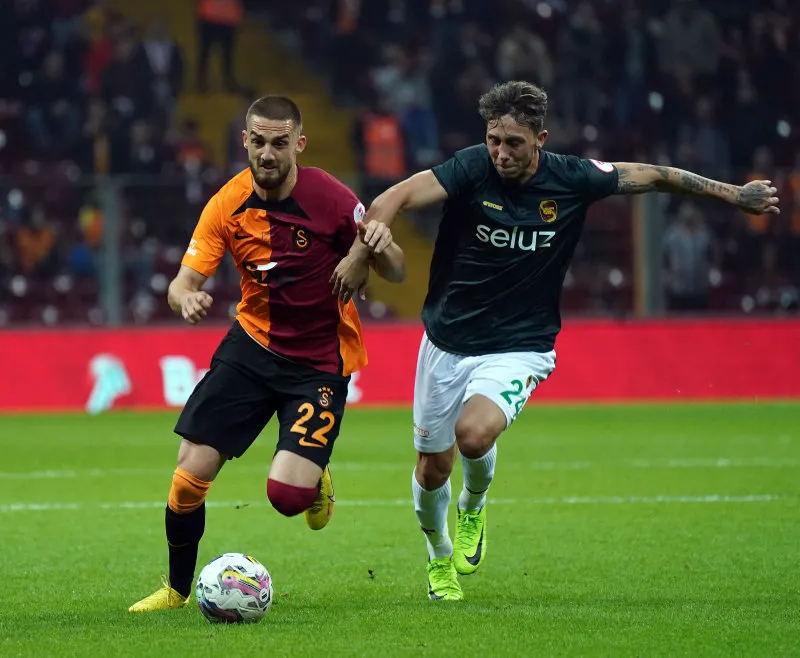 Beşiktaşlılar çok kızacak! Eski yıldız Galatasaray'a gidiyor - 19