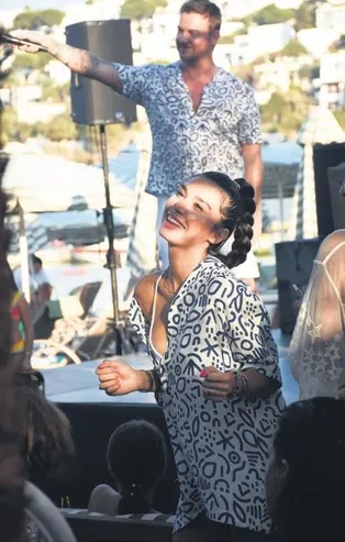 Sinan Akçıl’dan radikal karar: Ivır zıvırlara şarkı yok!